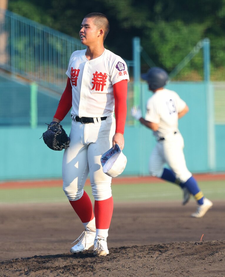 センバツ準優勝の智弁学園もエース・杉本真滉が7回6失点と捕まり奈良県大会の準決勝で敗退　©︎JIJI PRESS