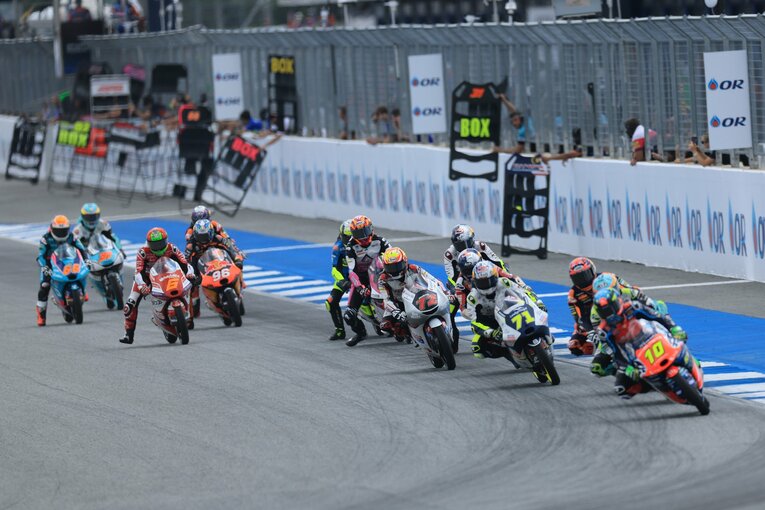 混戦を展開したタイGPでの古里太陽らの走り　©Satoshi Endo