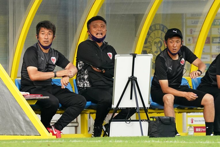 京都サンガF.C.で指揮する曺監督　©Getty Images