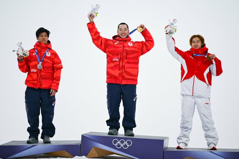 木村葵来が金メダル、木俣椋真が銀メダルを獲得した男子ビッグエア　©Nanae Suzuki／JMPA