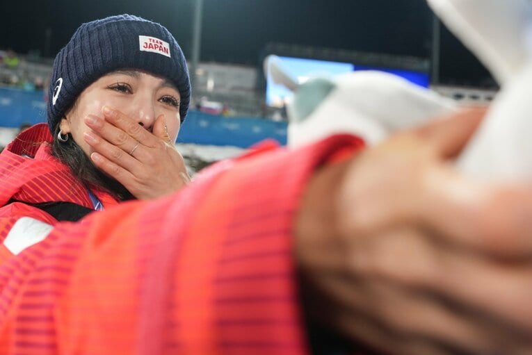 ミラノ五輪ジャンプ混合団体で銅メダルを獲得した日本チーム　©Tsutomu Kishimoto／JMPA