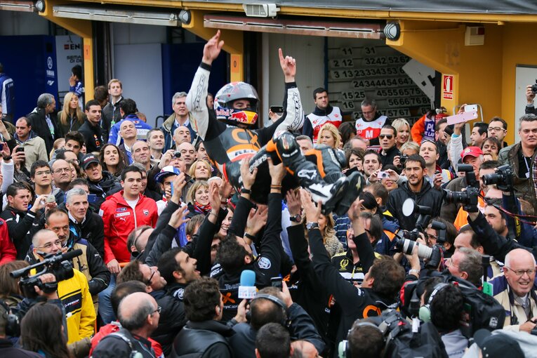 2012年の最終戦バレンシアGPでは最後尾から全員を抜いて優勝という離れ業を演じた　©Satoshi Endo