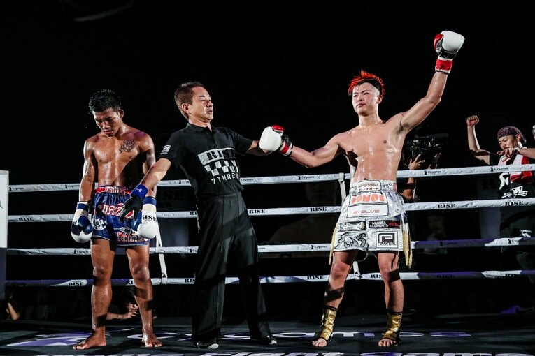 延長戦の末、那須川天心が判定で勝利した　©Susumu Nagao