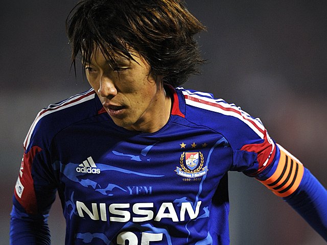 フリーキックの極意を語る> 中村俊輔 「心で上回れば、迷いは消える フリーキックの極意を語る> 中村俊輔 「心で上回れば、迷いは消える
