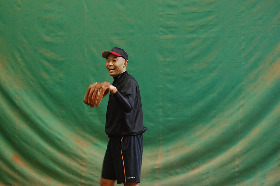 あの“細かすぎるモノマネ”芸人が、四国ILのトライアウトで真剣勝負!<Number Web> photograph by Genki Taguchi