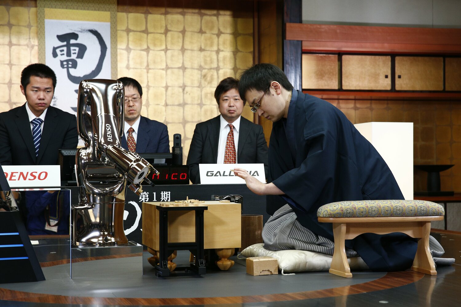 2016年の電王戦、山崎隆之八段vsPONANZA ©Shigeki Yamamoto