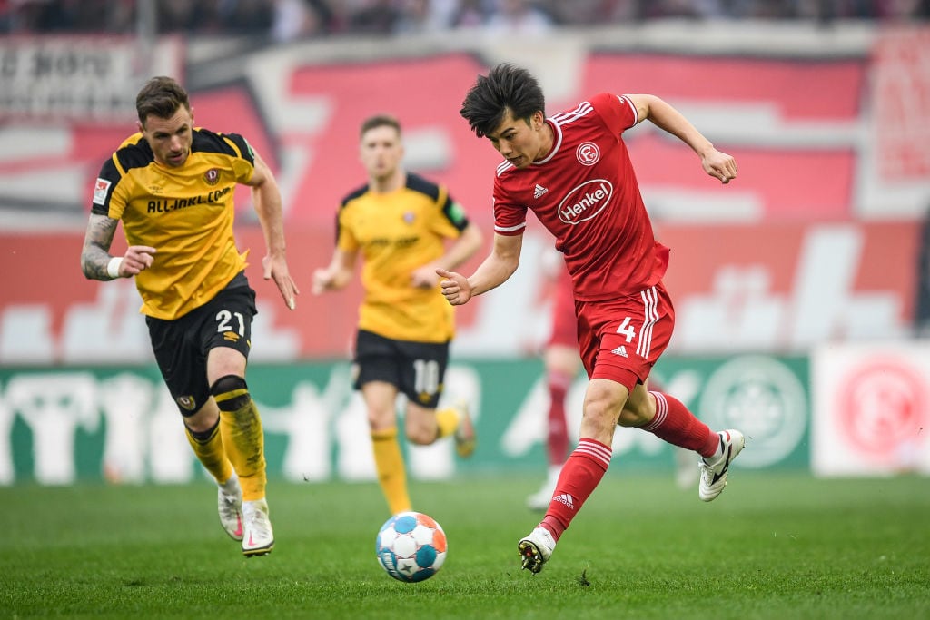 ドレスデン戦の田中碧　©Getty Images