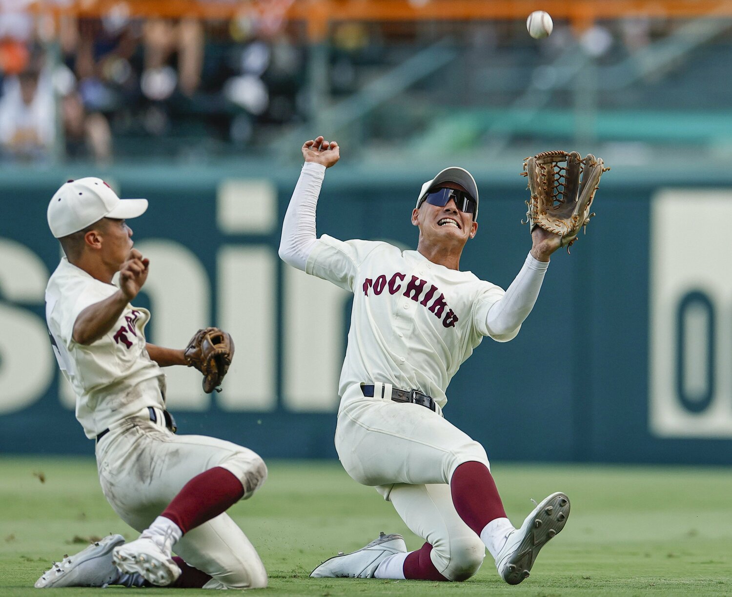 甲子園で好守を見せた佐藤太亮 ©KYODO