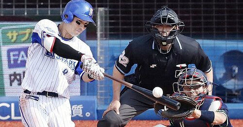 誰よりもバットを振るDeNA神里和毅。コーチも感心する“縦振り”効果