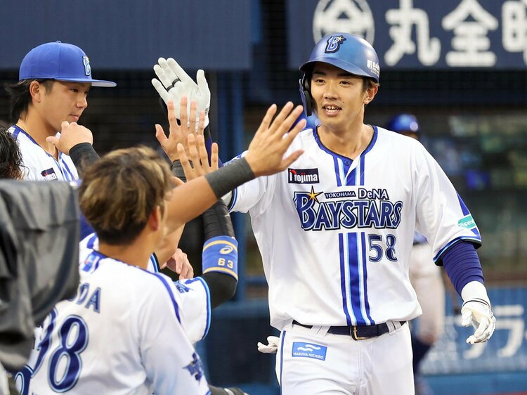 梶原昂希　実使用ユニフォーム　横浜DeNAベイスターズ　証明書付　支給品　サイン 梶原昂希 実使用ユニフォーム 横浜DeNAベイスターズ 証明書付 支給品