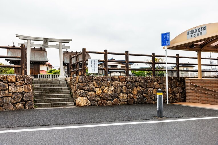 昆陽神社。サツマイモの普及を図り、甘藷先生と呼ばれる青木昆陽を祀っている