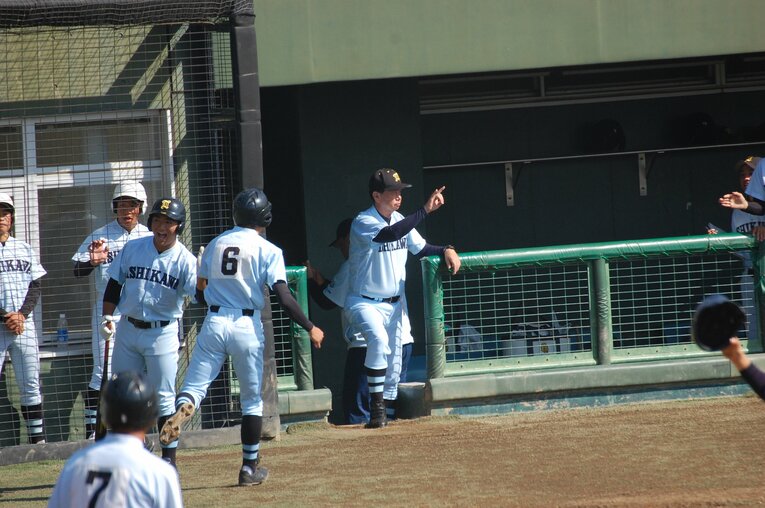 「昔は裏切り者と散々叩かれました」　甲子園準V2度の名将、“20年不出場”の伝統校で「3年目の敗北」(4)