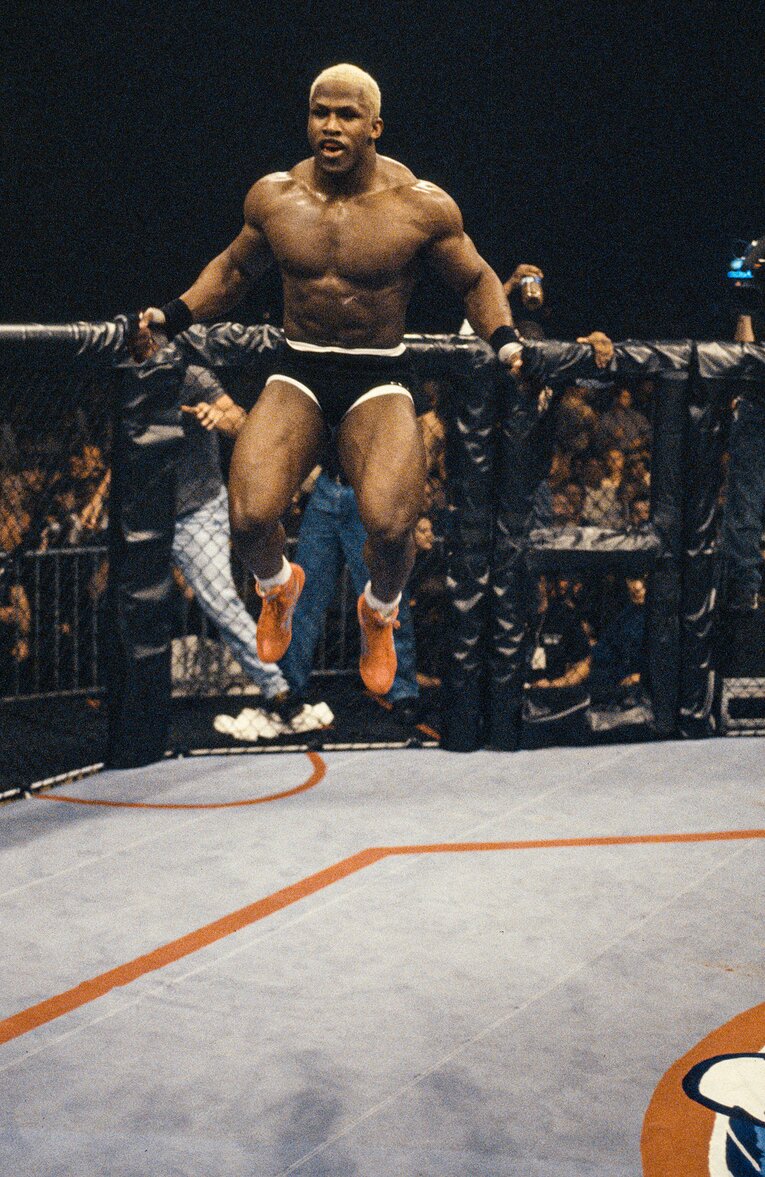 当時から試合前に飛び跳ねるパフォーマンスを行っていた　©Susumu Nagao