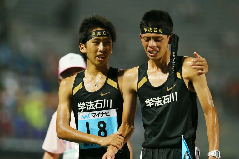 遠藤（左）や阿部などトラックでは圧倒的な結果を出してきたガクセキだったが……　©AFLO