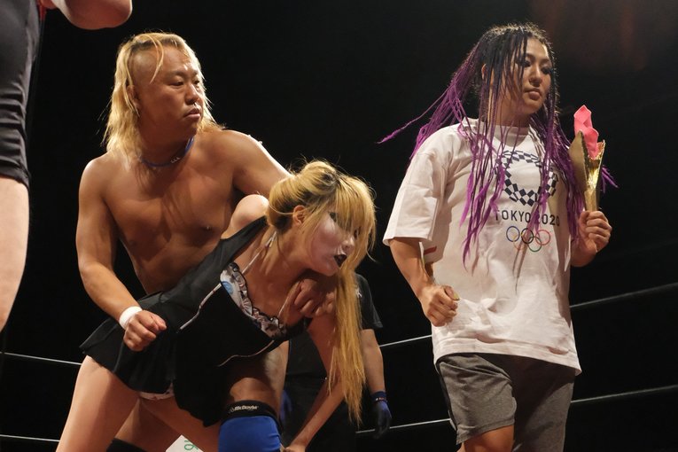 8月1日に開催された666の納涼夏祭り興行