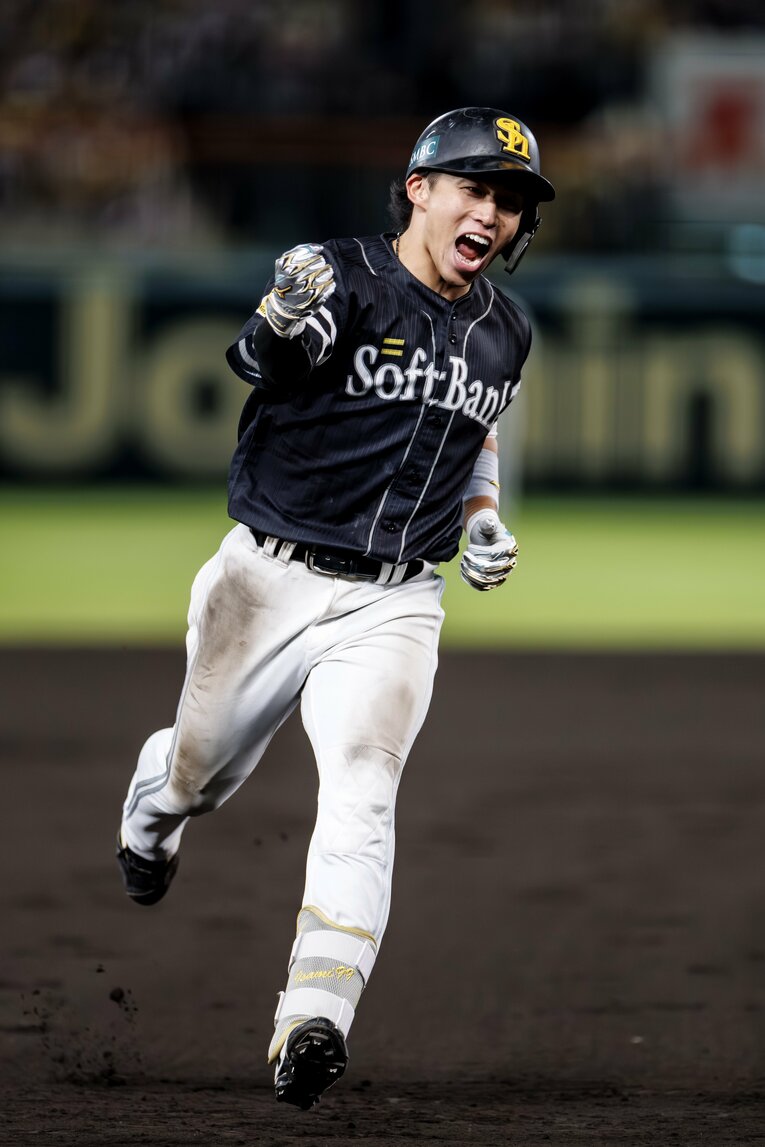 ソフトバンク野村勇の日本シリーズ優勝弾の瞬間！連続写真で一気に見る（5枚目／14枚中）©️Kiichi Matsumoto
