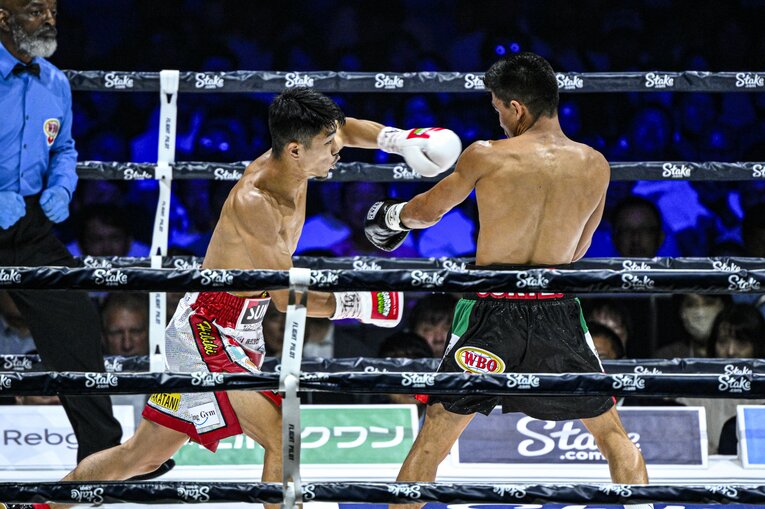 中谷潤人vs.アルヒ・コルテス　©︎Takuya Sugiyama