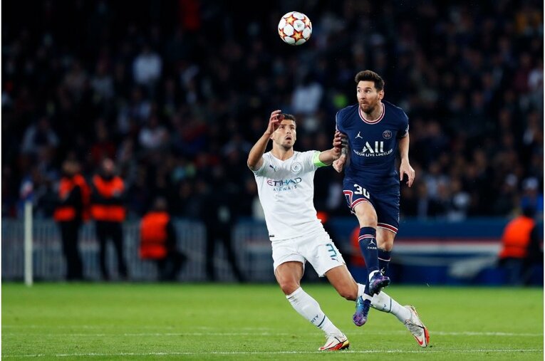 「PSGメッシ」の初得点と“FKの壁で寝転び”、ネイマールとの友情を撮った… 18歳のバルサ新10番ファティも復活〈激写〉(46)