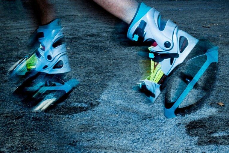 ドクター・中松の元祖（？）厚底。「スーパーピョンピョン」レビュー。(2)