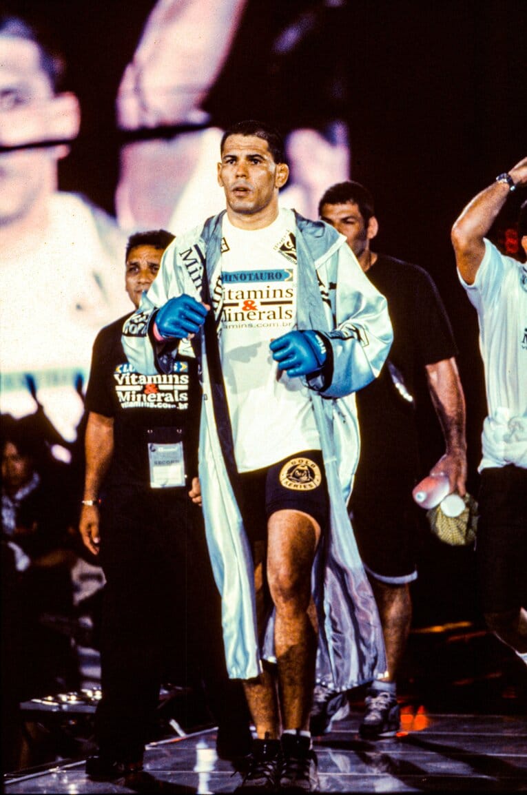 国立競技場で行われた『Dynamite!』にて、ノゲイラは絶頂期のボブ・サップと対戦