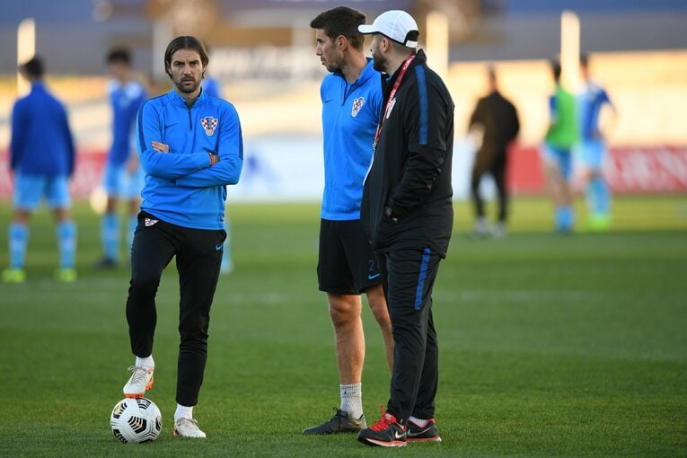 クロアチアU-21代表コーチとして指導にあたるミキッチ　©Getty Images