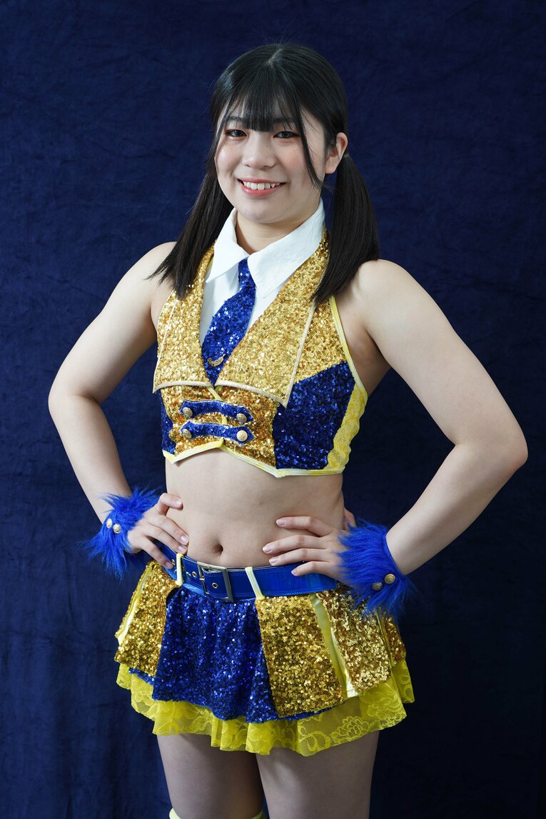 「私、学校では暗いんで…」妹思いの“現役女子高生ファイター”羽南が明かす「進路がプロレスラーになった日」《特別グラビア》(28)