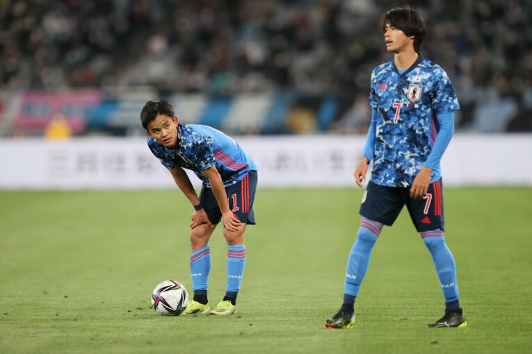 2021年の久保建英と三笘薫　©JMPA