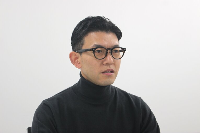 青学大入学当時は「あまりマジメではなかった」と話す岡崎隼也さん　©Number Web