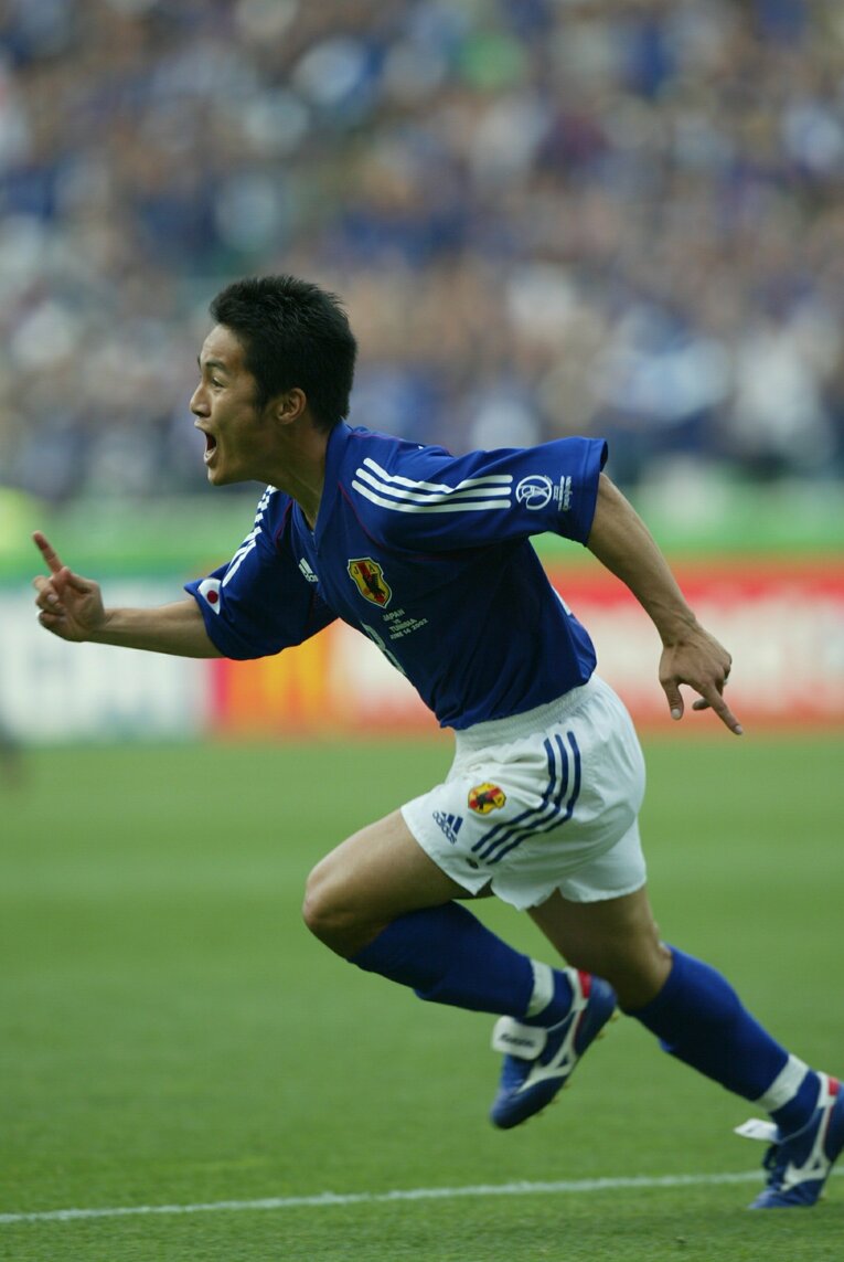 2002年日韓W杯チュニジア戦で得点を奪った森島　©JMPA