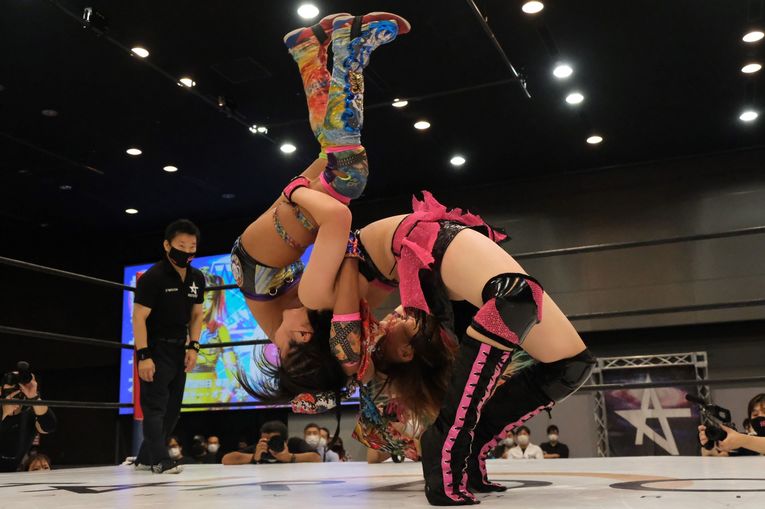 ウナギ・サヤカvs.吏南