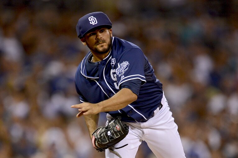 「スーパーマリオ」と話題を集めたアレックス・トーレスのキャップ　©︎Getty Images