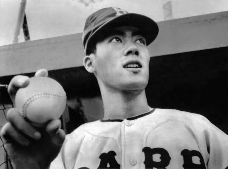 1965年、カープで9勝を挙げた安仁屋宗八　©Sankei Shimbun