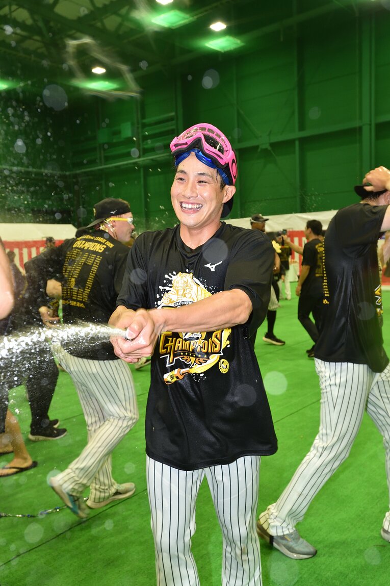 【ビールかけ…貴重カット多数】©Hideki Sugiyama