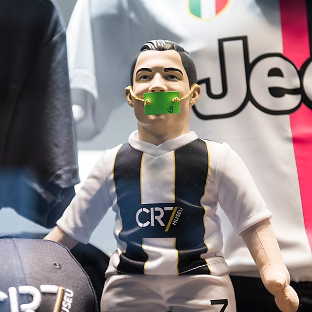 クリロナがコロナ陽性、“ナポリ試合放棄事件”が大モメ どうなる感染急増セリエA
