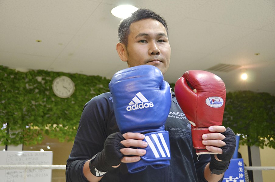 東京五輪を目指す元プロボクサー。高山勝成の「あと5cm」への挑戦。<Number Web> photograph by Daiki Tanaka
