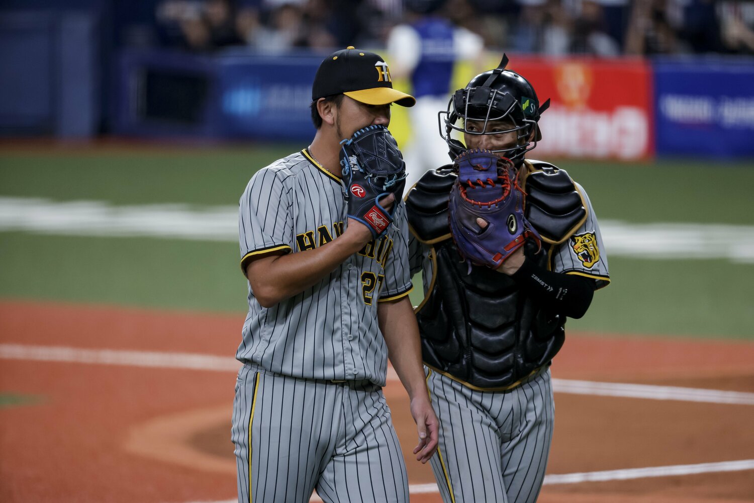 投手に声をかけるタイミングも坂本は独特だった？　©︎Kiichi Matsumoto