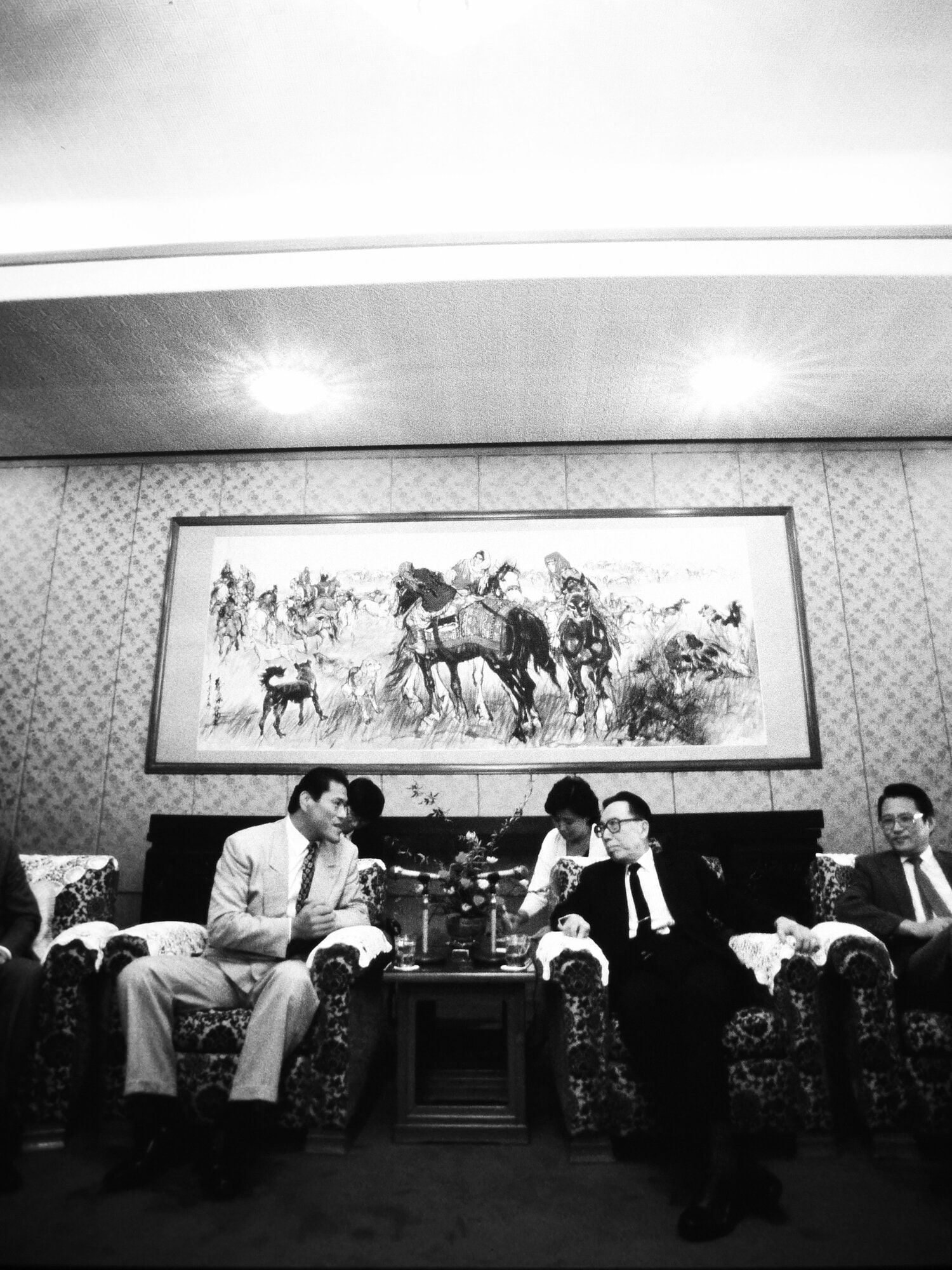 中国の呉学謙副首相と猪木の会談