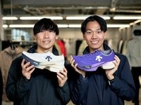 「ここまで反発を感じるシューズはない」國學院大→旭化成のランナー2人が選んだ厚底は、なぜデサントだったのか