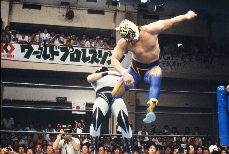 佐山聡「お前、俺の顔を殴ってみろ」“地獄のシューティング合宿”壮絶