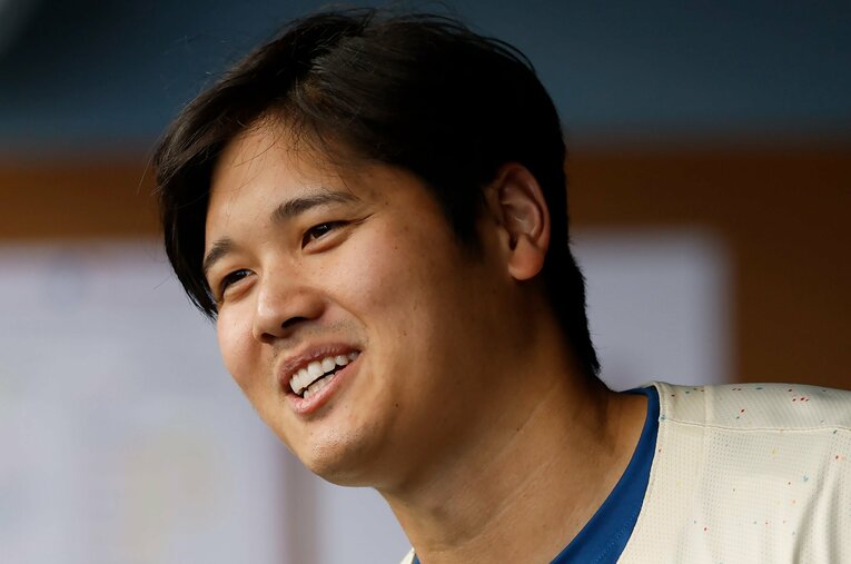 第1子誕生後の「初ホームラン」を放った大谷翔平だが、父親リスト入り前の取材や知られざる番記者とのエピソードとは ／ photograph by Harry How/Getty Images