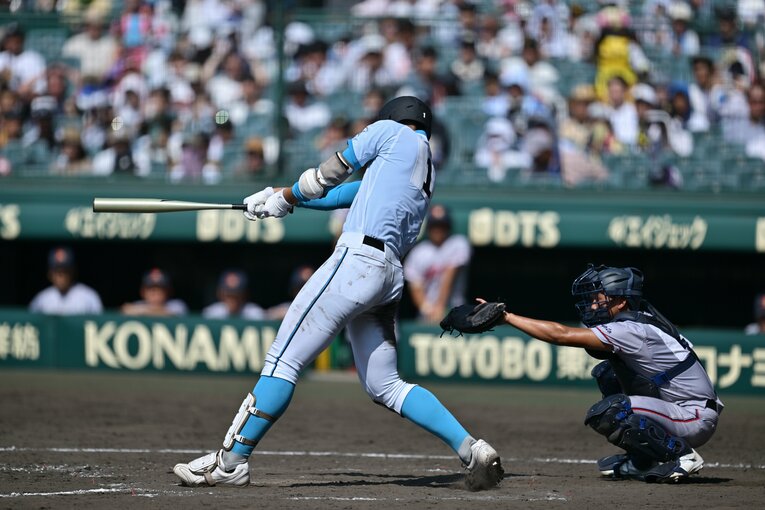 打撃もすごい！　©Hideki Sugiyama