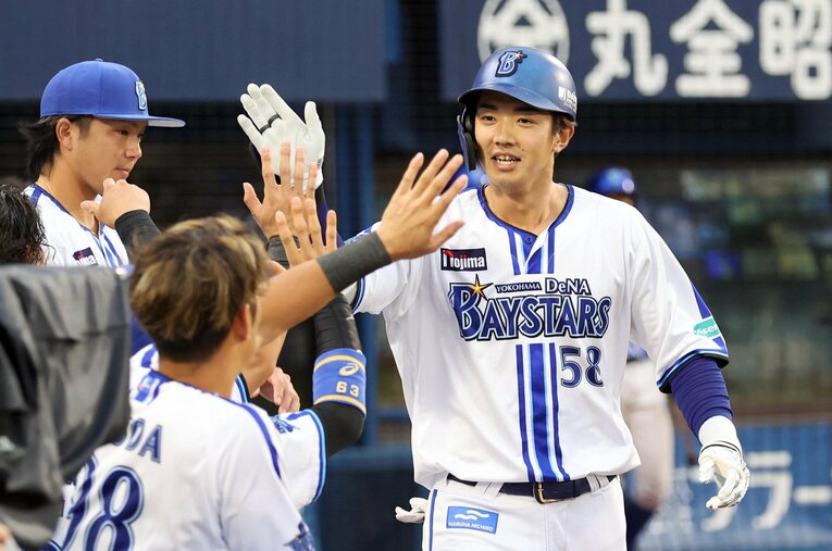 苦しいチーム状況の中で奮闘する3年目、梶原昂希 ／ photograph by Sankei Shimbun