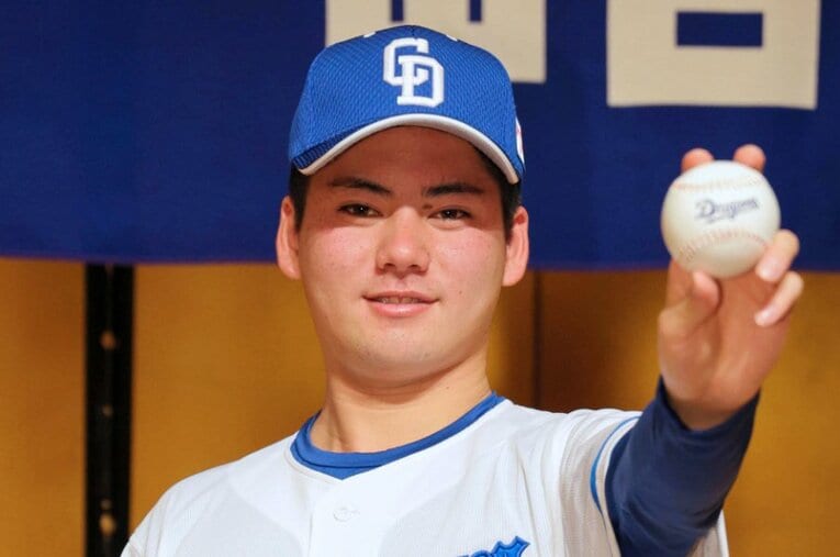 「希望の星」としてドラゴンズファンの夢を背負う金丸夢斗 ／ photograph by JIJI PRESS