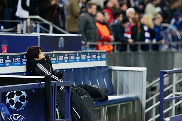 こんな内田篤人見たことある？ レアすぎるユニ姿、鹿島ラストゴール…密着カメラマンの“未公開シーン10”(8)