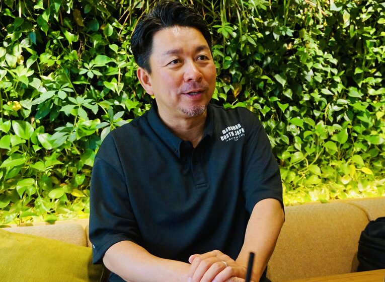 なんと中学までキャッチャーだったという館山　©NumberWeb