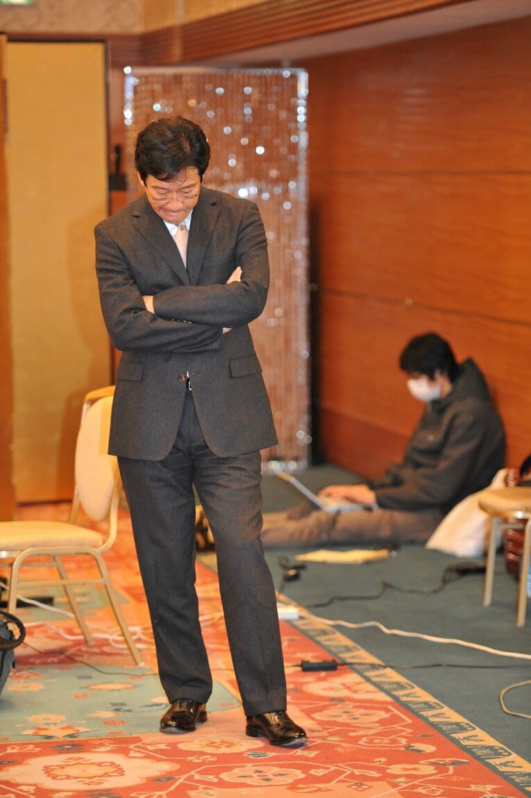 2012年11月26日、「ほぼ不可能」といわれた大谷翔平の日本ハム入りに向けた対面交渉に臨む栗山監督　©Takashi Shimizu