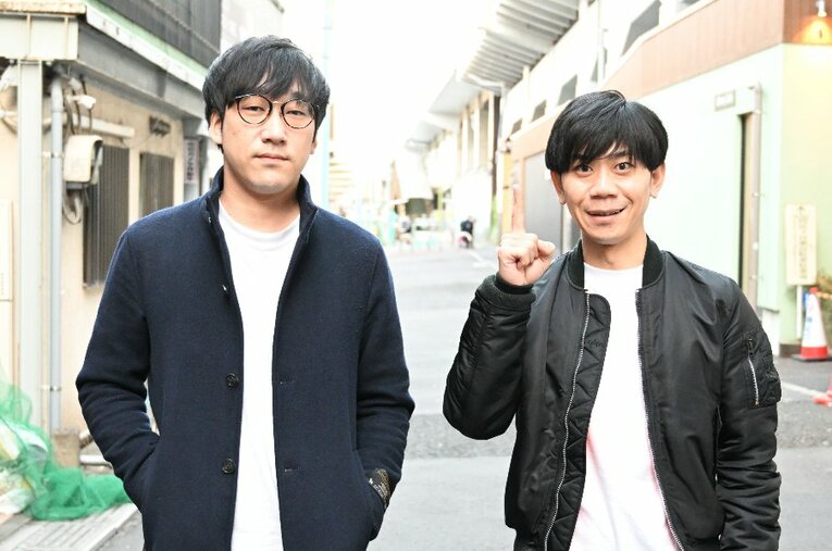 結成9年で初めてのM-1決勝だったキュウ。ぴろ（ボケ・ネタ作り担当、写真左）と清水誠（ツッコミ担当）。ウエストランドと同じタイタン所属 ／ photograph by Keiji Ishikawa