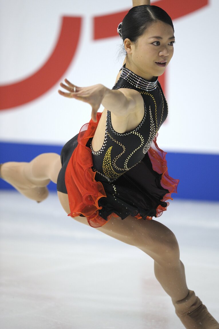 ショートプログラムを演技する鈴木明子　©Takuya Sugiyama