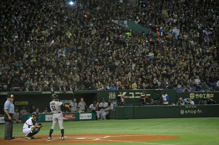 2012年、イチローが日本開幕戦で、一言も肉声を残さなかった深い理由。(2)