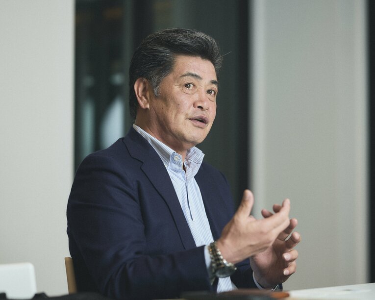 「男の人は女性の尻に敷かれるぐらいが丁度いい」 ©Yuki Suenaga